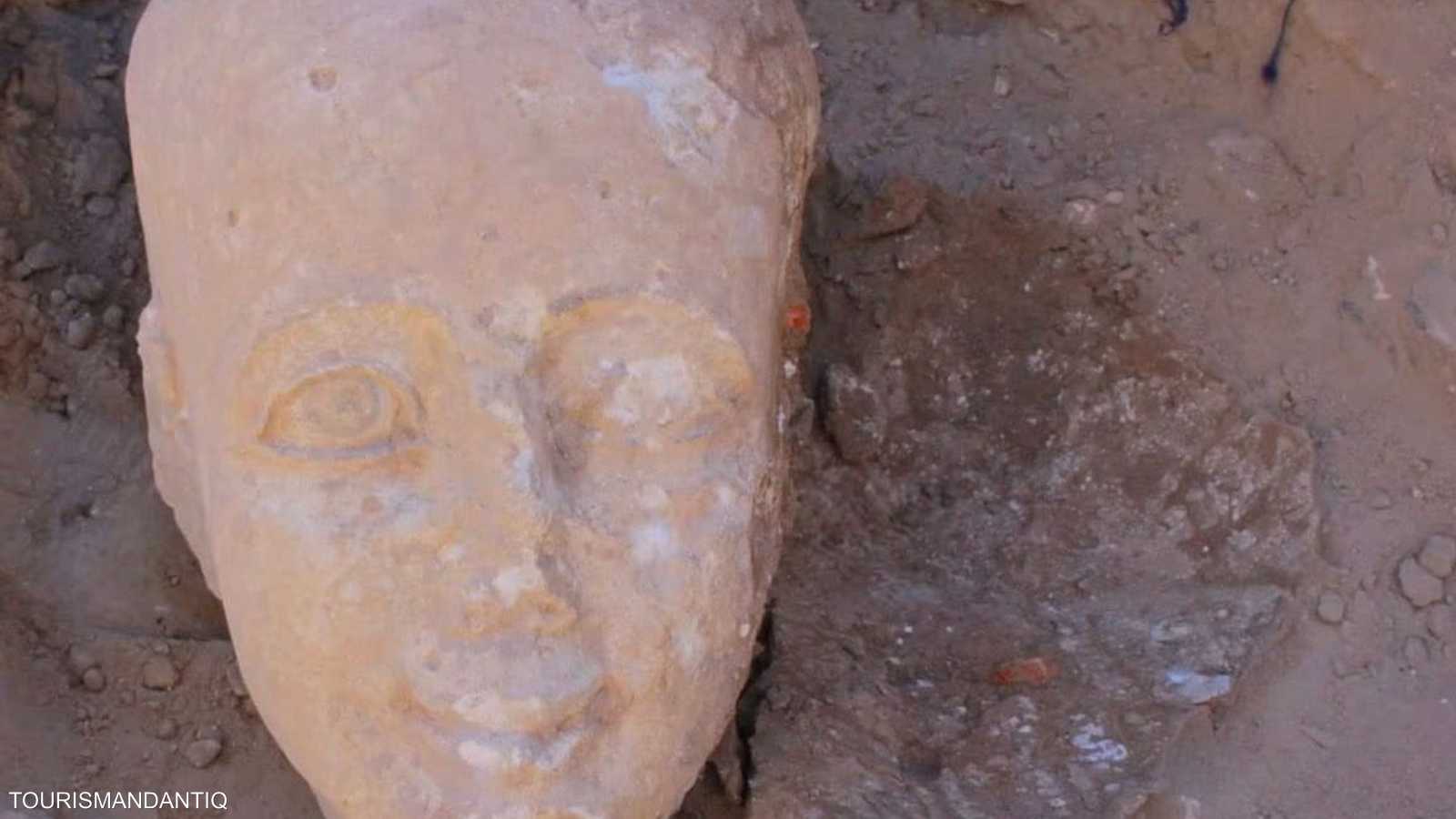جانب من الآثار المكتشفة في الواحات البحرية