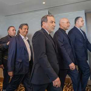 يقود رئيس البرلمان محمد باقر قاليباف الوفد الإيراني 
