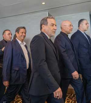 قاليباف قاد الوفد الإيراني في مفاوضات سويسرا