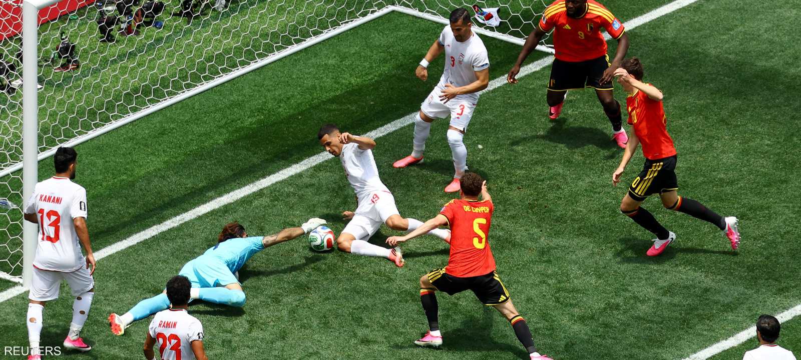 من المباراة بين الفريقين