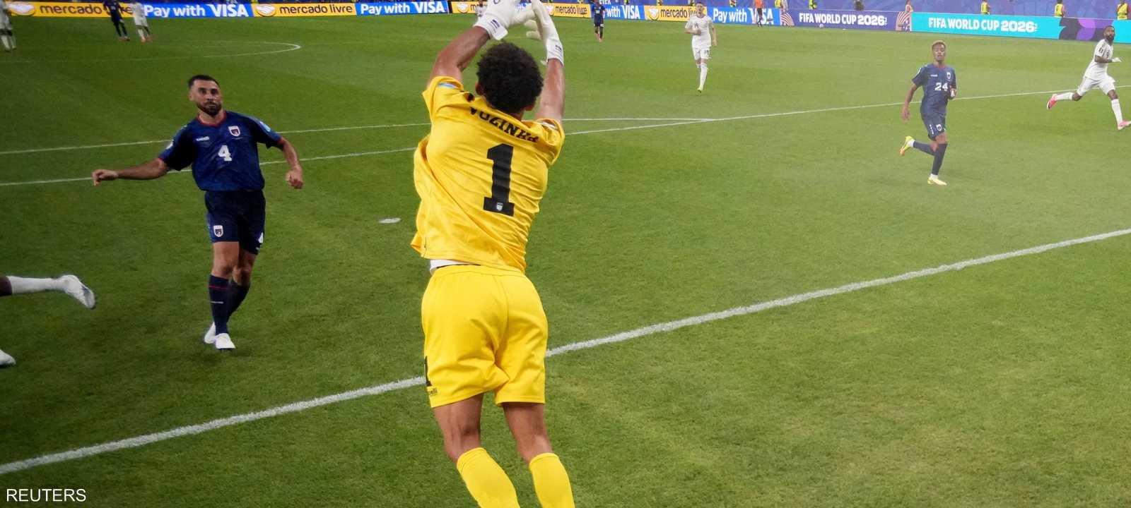 من المباراة بين الفريقين