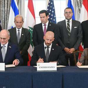 توقيع الاتفاقية الإطارية بين لبنان وإسرائيل في واشنطن