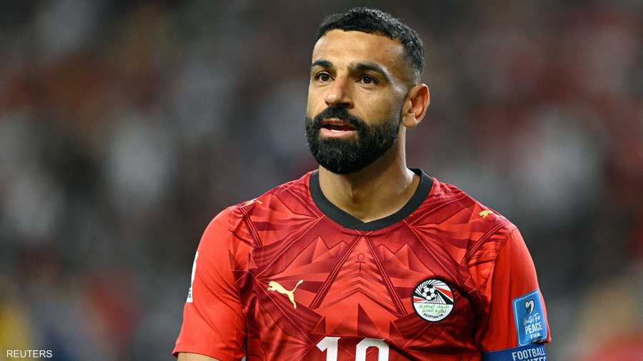 إعلامي يكشف تفاصيل عقد محمد صلاح مع بشكتاش