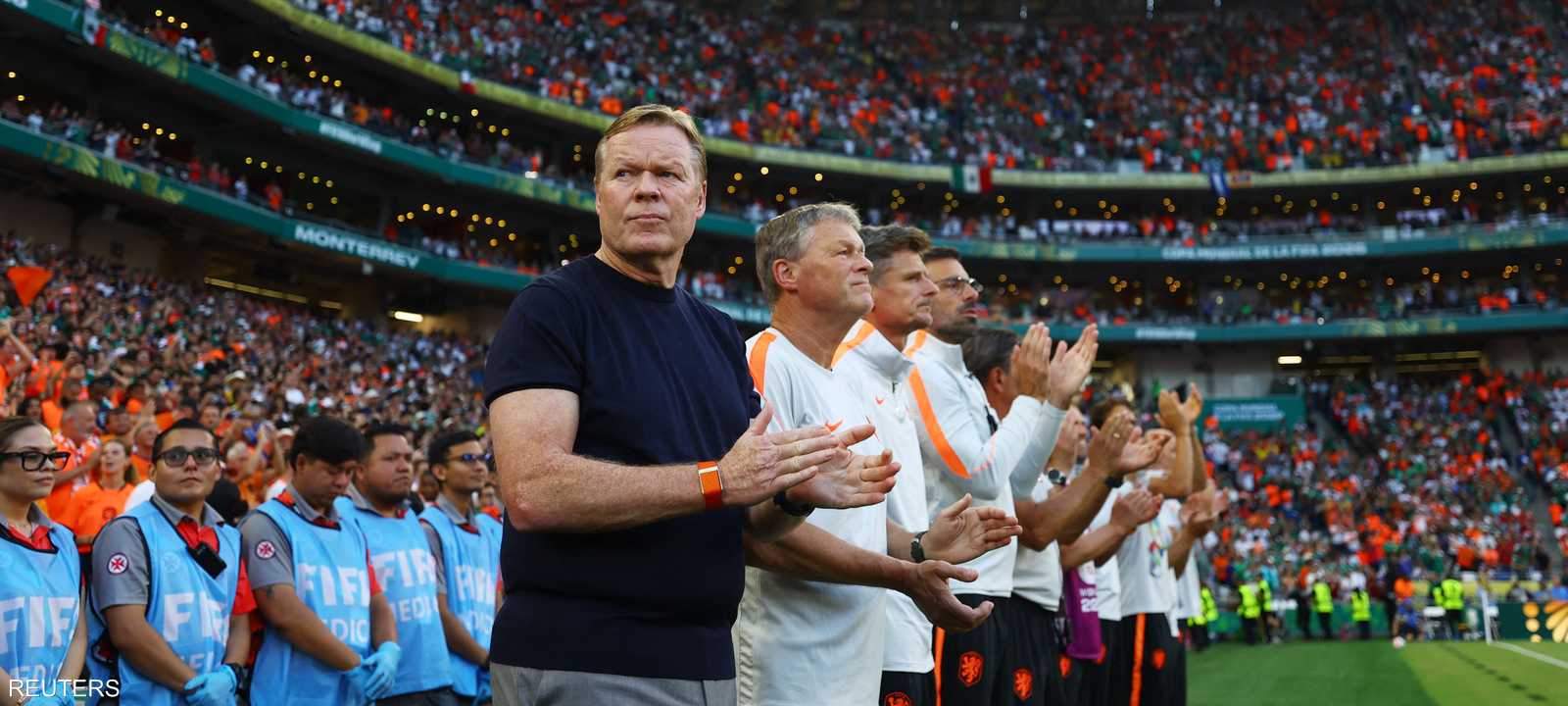 تقدم رونالد كومان باستقالته من تدريب منتخب هولندا