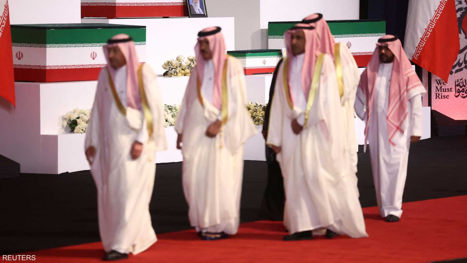 الوفد السعودي المشارك في مراسم جنازة خامنئي