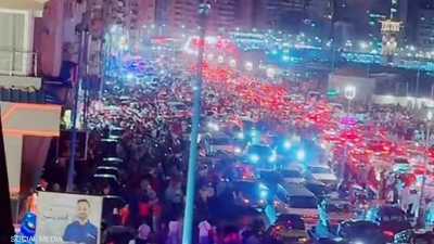 غزة تشارك المصريين الفرحة.. احتفالات بإنجاز الفراعنة