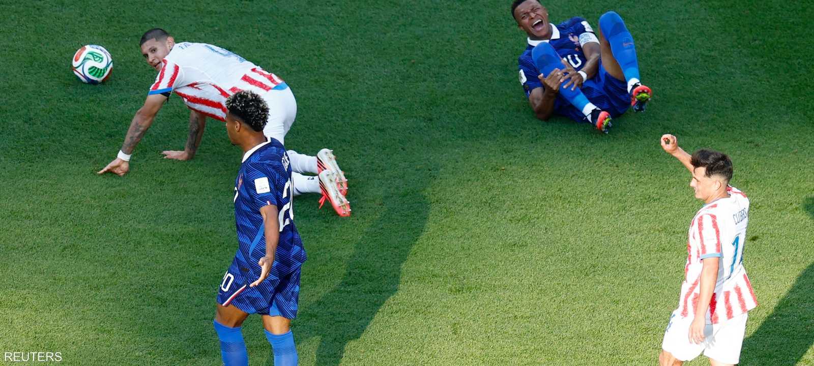 المباراة شهدت التحامات عنيفة