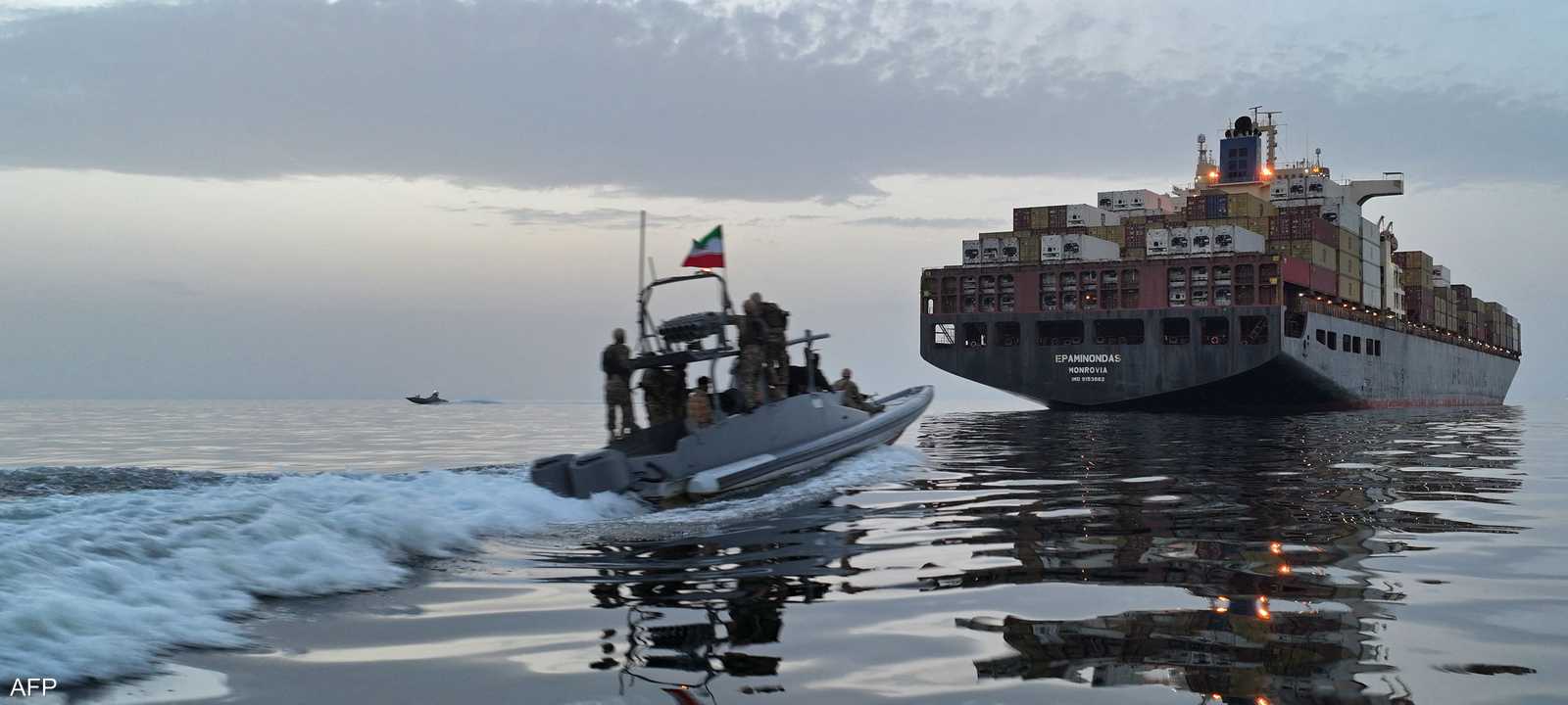 أرشيفية.. إيران تعيق حركة السفن في مضيق هرمز