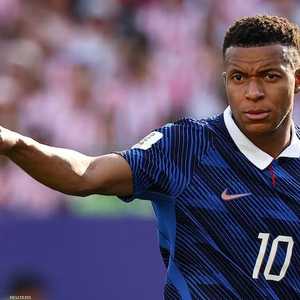 كيليان مبابي نجم وقائد منتخب فرنسا