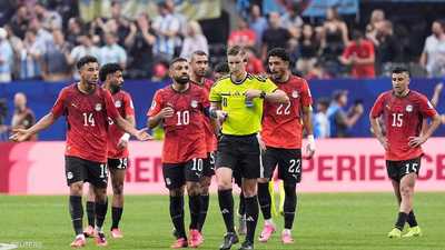 "وول ستريت جورنال" تدعو لإلغاء تقنية الفار بعد مباراة مصر