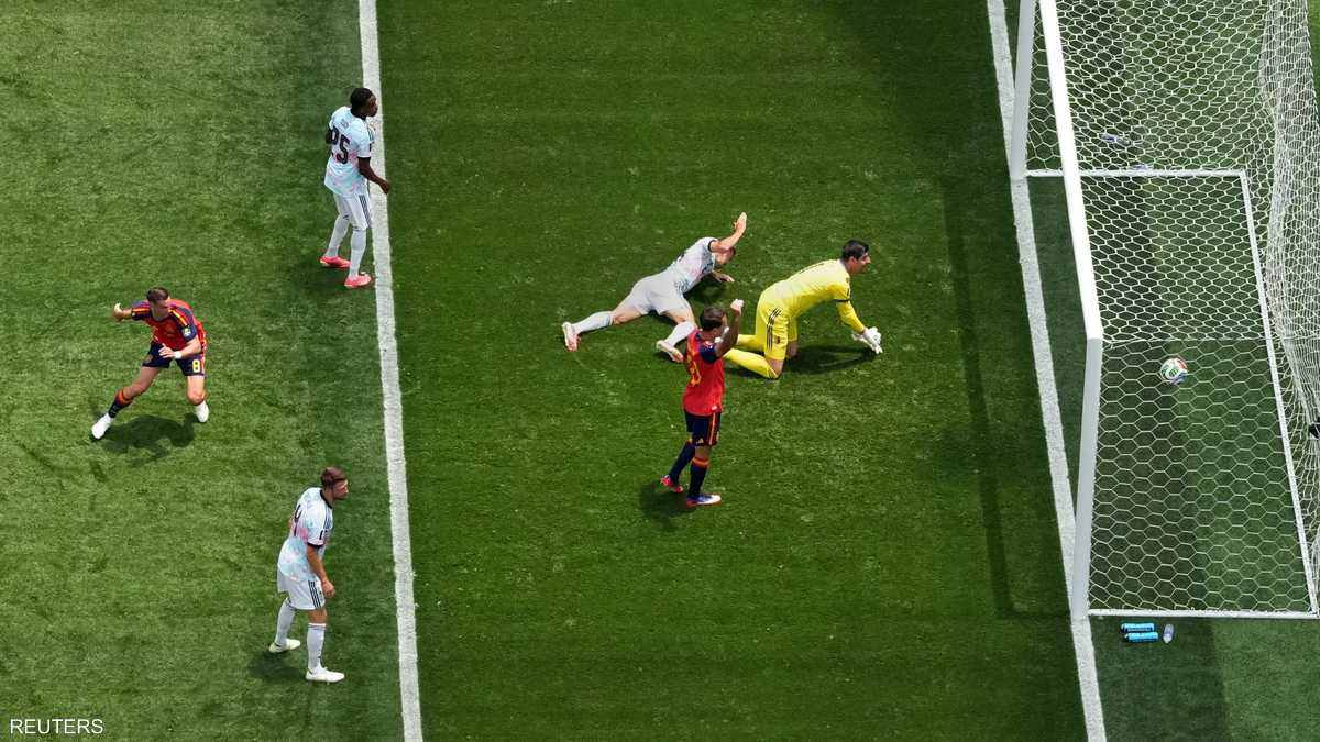 من المباراة بين الفريقين