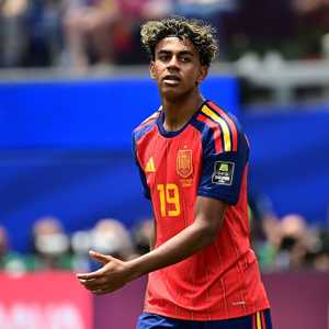 لامين يامال، نجم منتخب إسبانيا