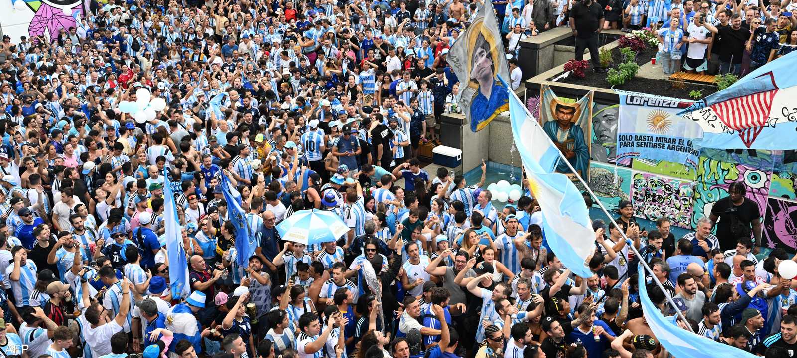 جماهير الأرجنتين تشعل الأجواء في مدينة أتلانتا