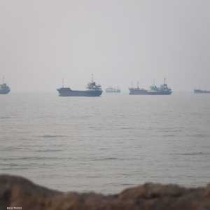 سفن في مضيق هرمز