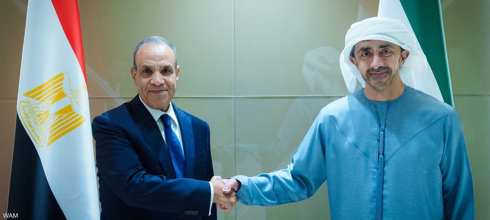 عبدالله بن زايد يستقبل وزير الخارجية المصري