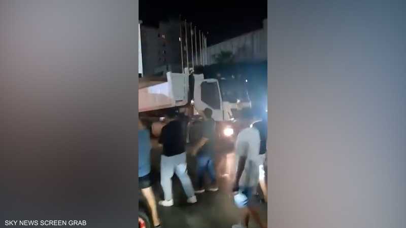 احتجاجات تتسع في غرب ليبيا.. دعوات للعصيان المدني