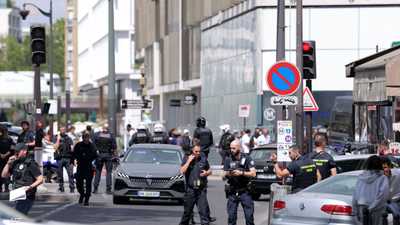 وقع الهجوم بمنطقة بورت دو كليشي شمال غرب باريس