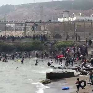 عدد كبير من المغاربة عبروا إلى سبتة