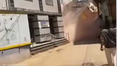 فرضت السلطات طوقا أمنيا على المكان