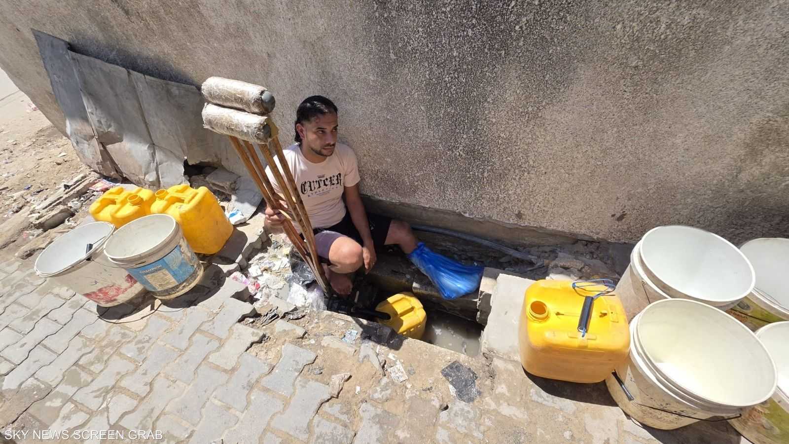 العطش يرهق غزة.. والماء حلم يومي