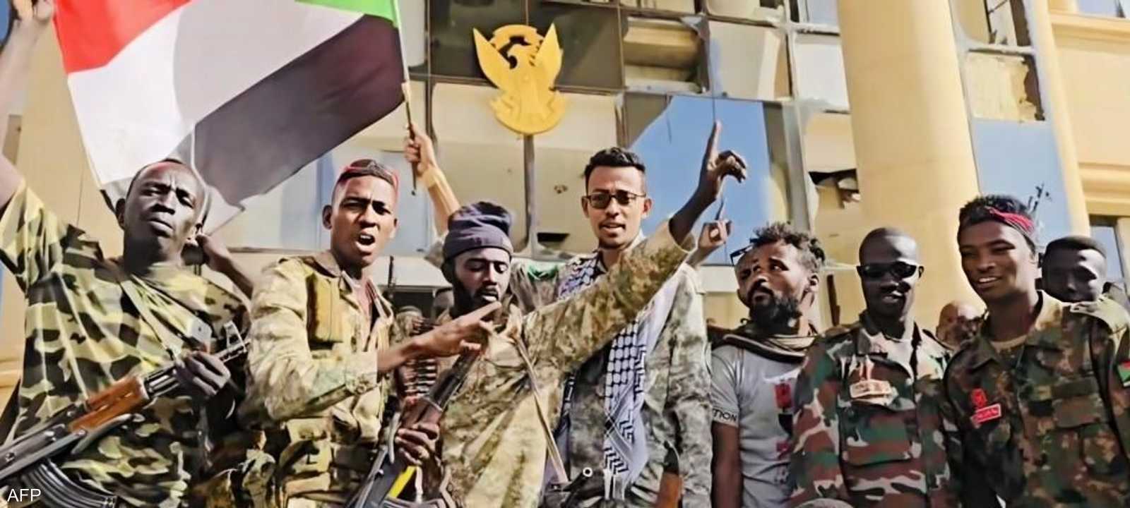 مراقبون: تنظيم الإخوان يخشى وقف الحرب وعودة الحكم المدني