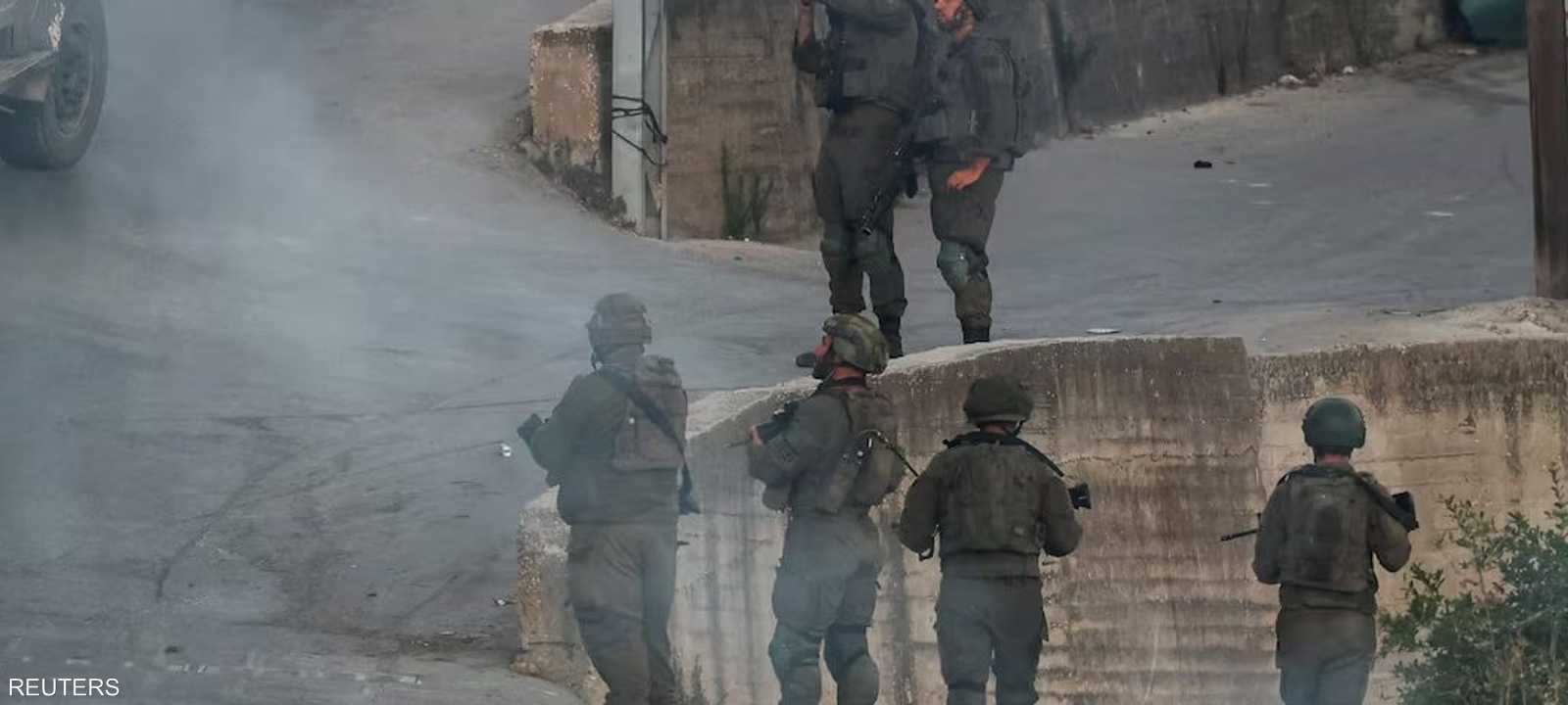 جنود إسرائيليون في الضفة الغربية
