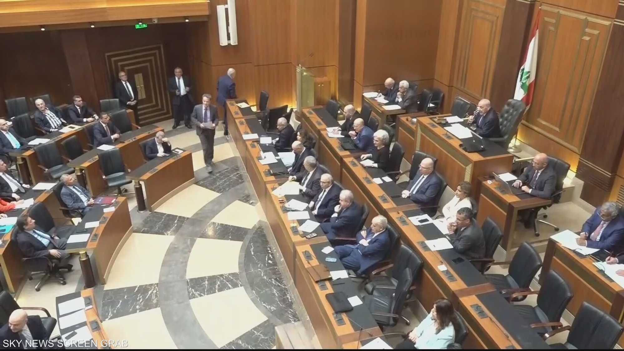 مجلس النواب اللبناني يقر قانون العفو العام