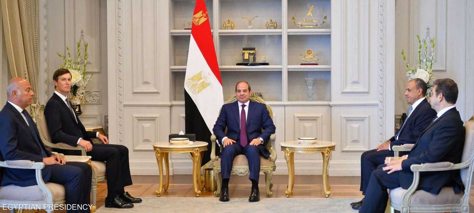 اللقاء عقد في مدينة العلمين