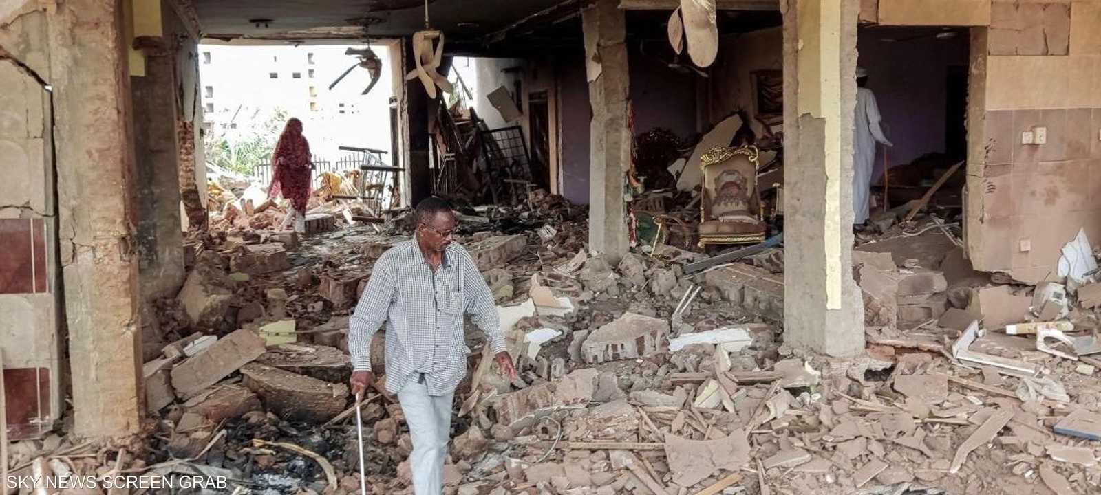 الدمار يعم مناطق متفرقة من السودان