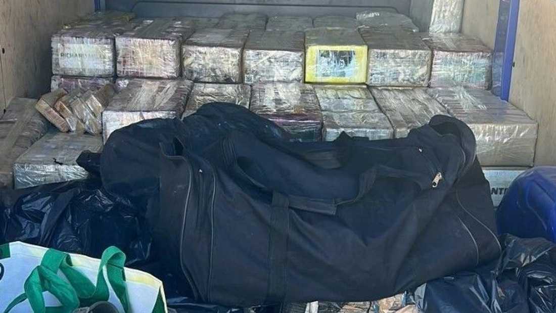 الشحنة المضبوطة مع اللاعب السابق