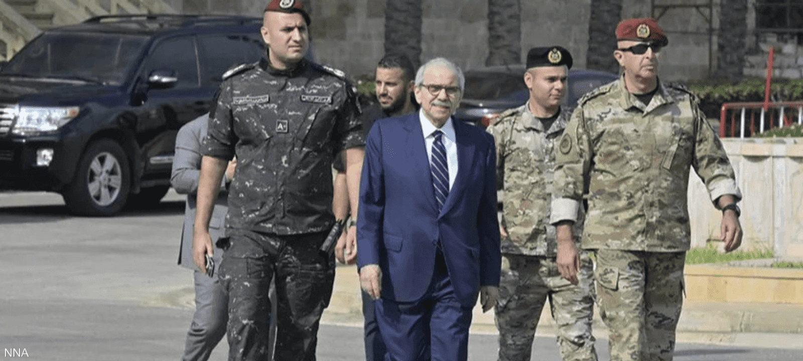 جاءت الانفجارات في وقت كان سلام يجري جولة في المنطقة
