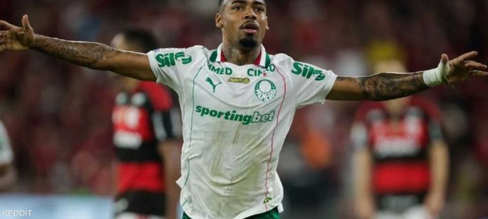 يعد آلان أحد خريجي أكاديمية بالميراس