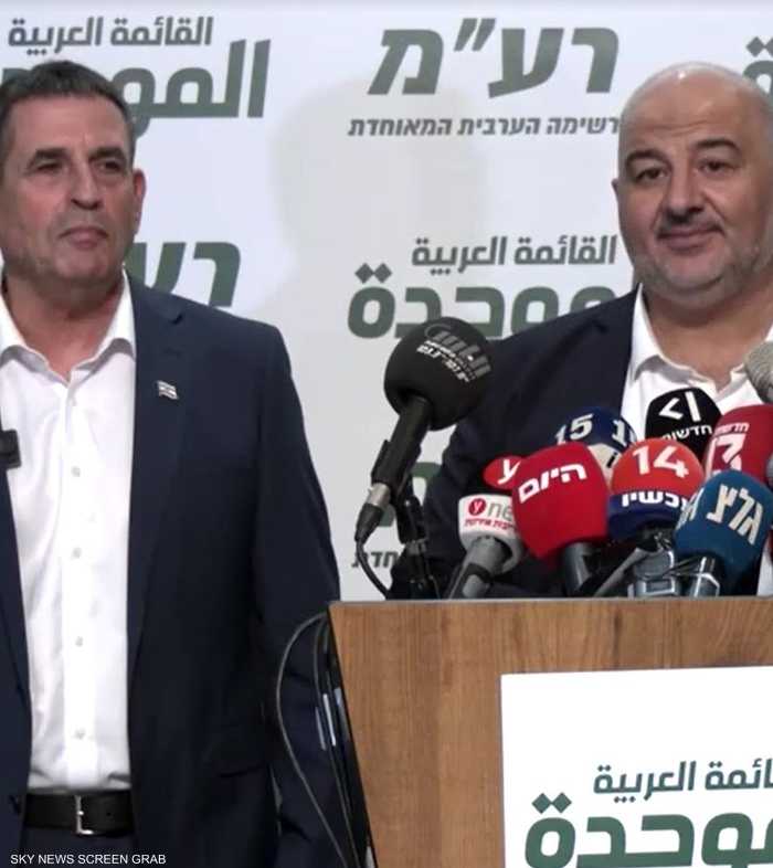 منصور عباس يضم يوآف سيغالوفيتش لقائمة رعم