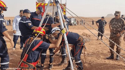 فيديو.. سقوط الطفل أيوب في بئر ضيقة يحبس أنفاس الجزائر