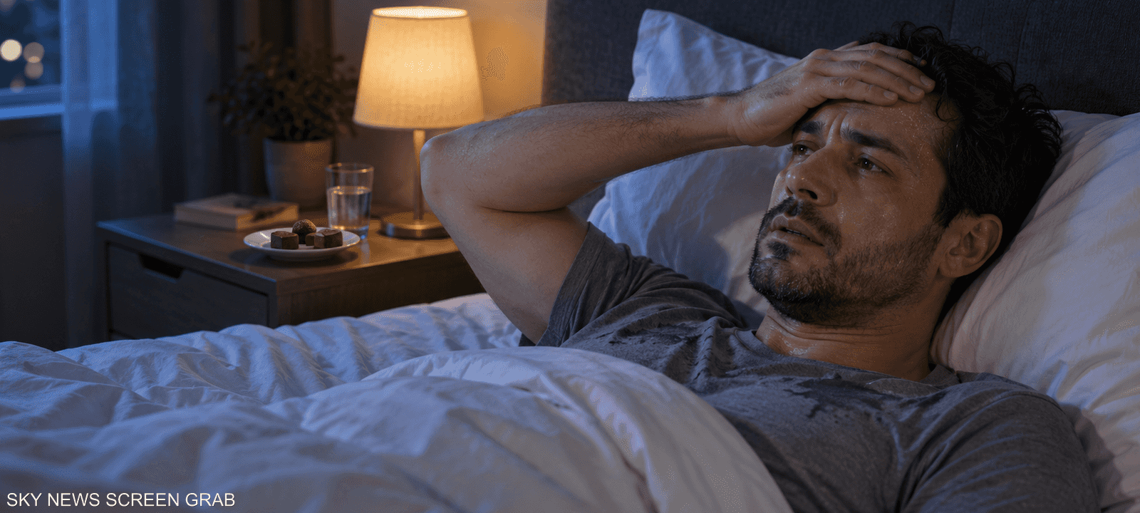 ليس السكري دائما.. لماذا تتعرق بعد الحلويات؟