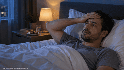 ليس السكري دائما.. لماذا تتعرق بعد الحلويات؟
