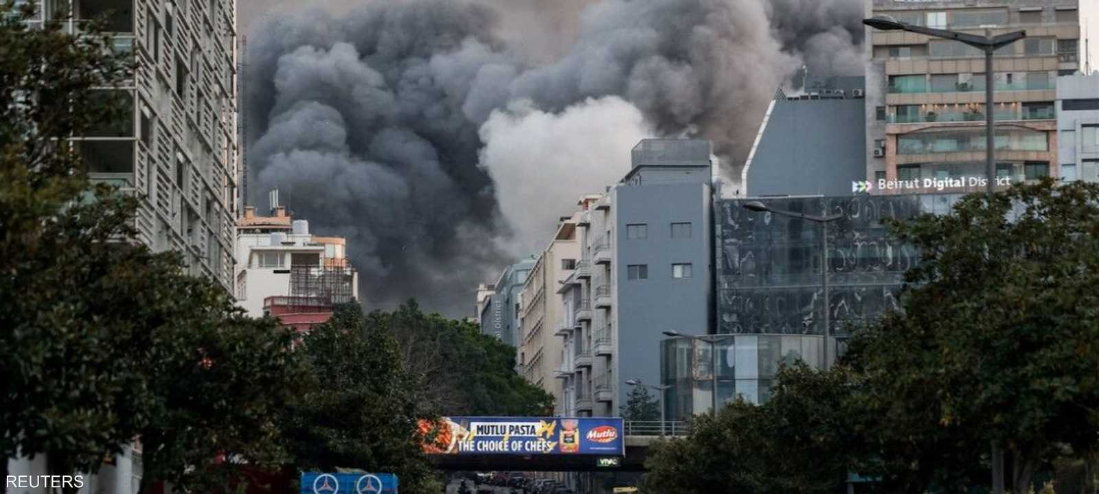 الدخان يتصاعد بعد غارة إسرائيلية في بيروت (أرشيفية)