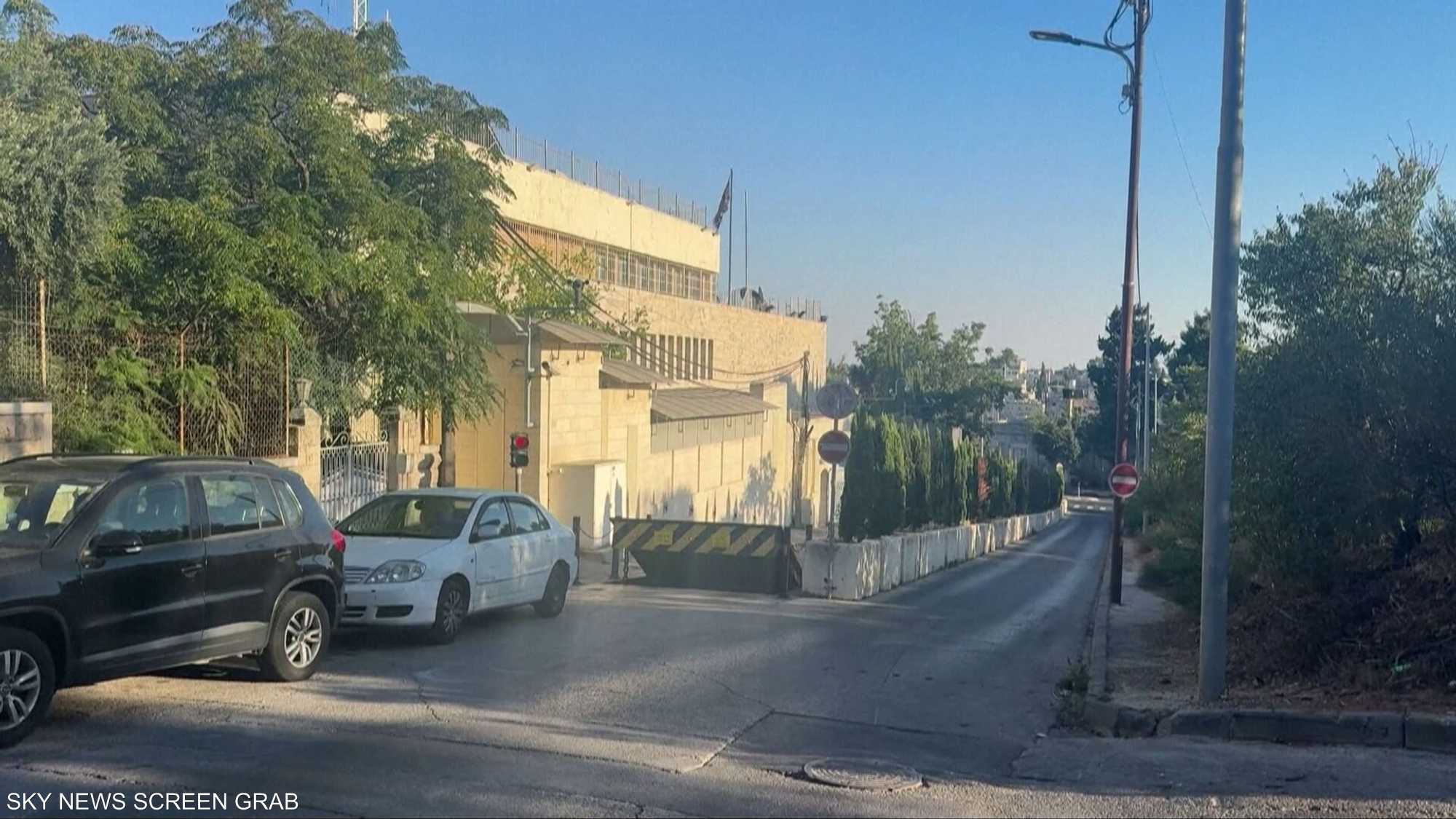 إسرائيل تأمر بإغلاق القنصلية البريطانية بالقدس الشرقية