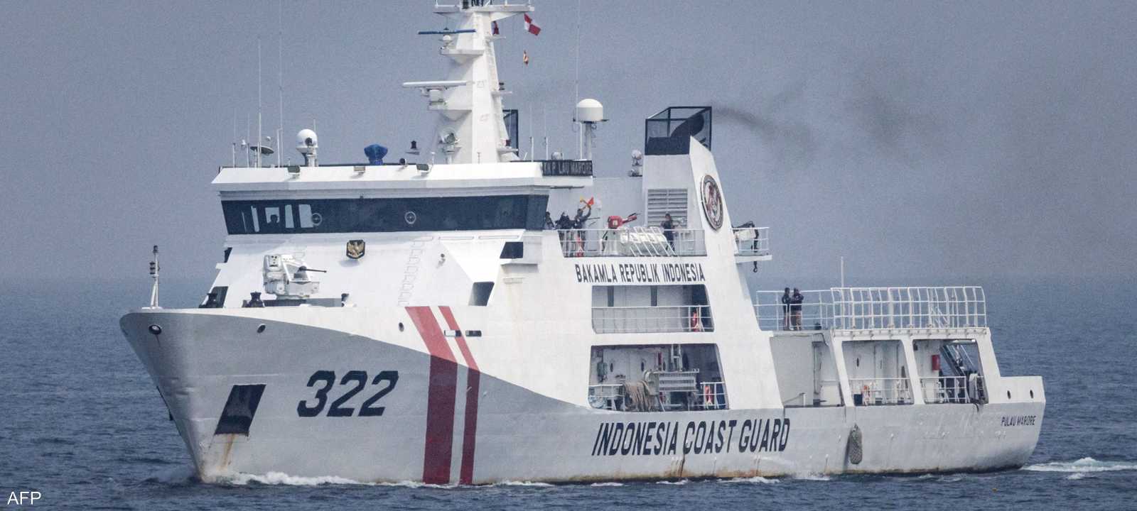 باشرت فرق الإنقاذ بإندونيسيا عملية البحث عن السفينة المفقودة
