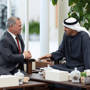 جرى خلال اللقاء استعراض عدد من القضايا والموضوعات الإقليمية
