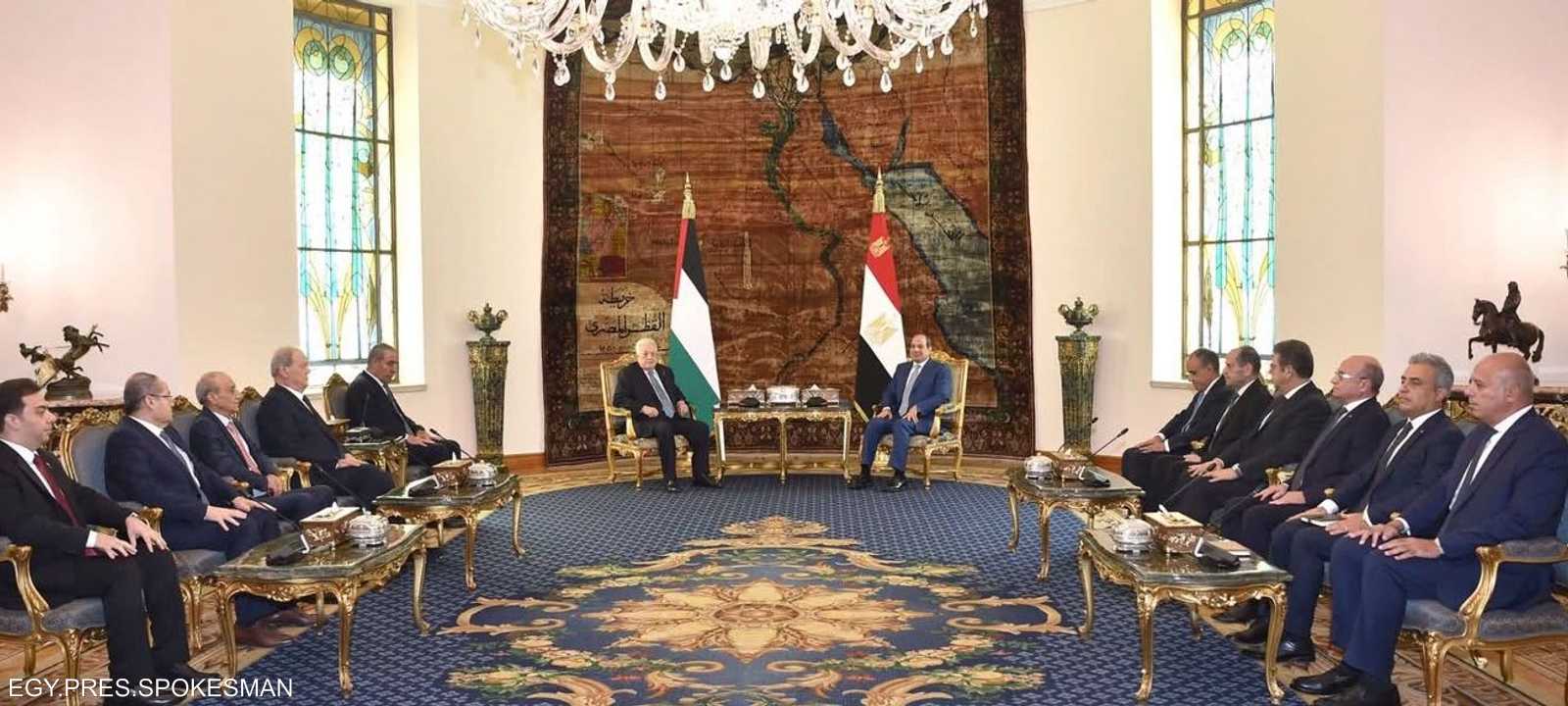 السيسي وعباس يبحثان وقف الحرب وإعمار غزة