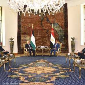 السيسي وعباس يبحثان وقف الحرب وإعمار غزة