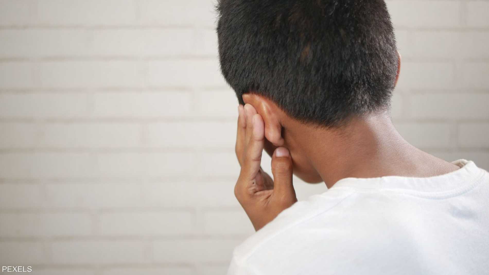 من التمتمة إلى الطنين.. 10 علامات خفية لفقدان السمع 