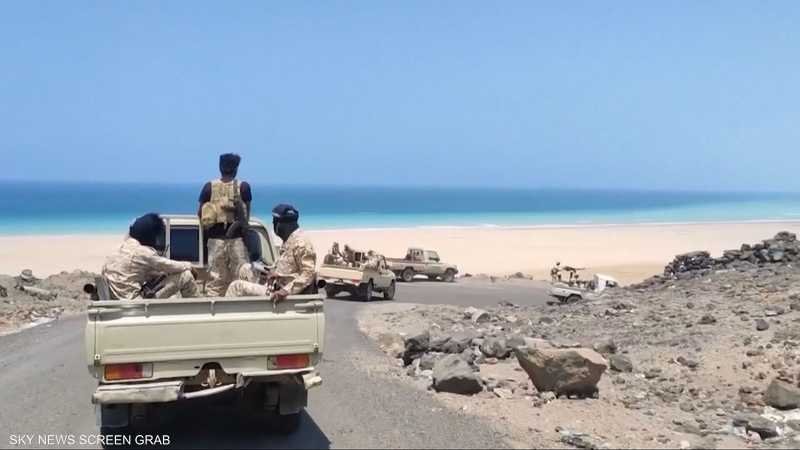 مصادر يمنية تكشف عن تحركات إيرانية سرية على الساحل الغربي