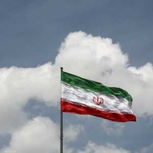 يتضمن العرض رفع الحصار البحري الأميركي عن الموانئ الإيرانية