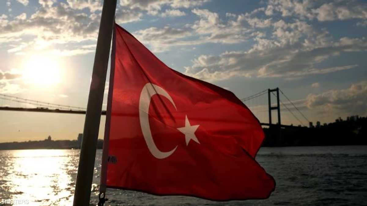 تركيا.. احتجاز 34 مشتبها بالتلاعب في الأسواق