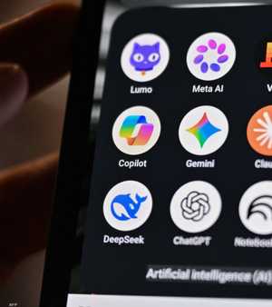 الفارق بين أقوى نماذج الصين وأميركا يتراجع إلى مستوى قياسي​‌