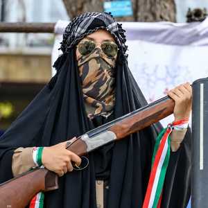 إيران توسع دائرة المقاتلين.. النساء يدخلن الحسابات العسكرية