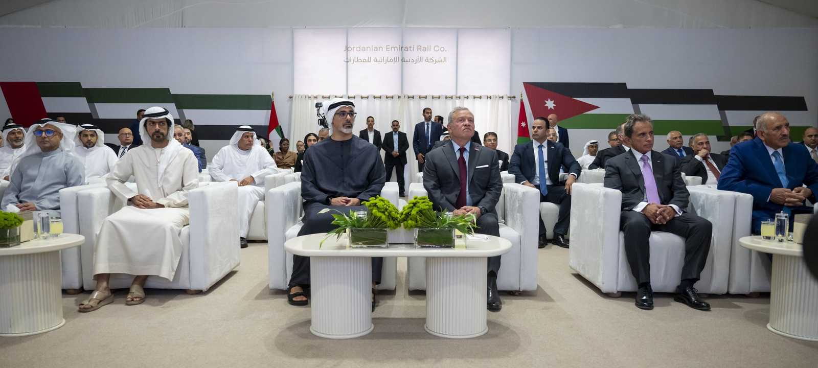 ملك الأردن وولي عهد أبوظبي