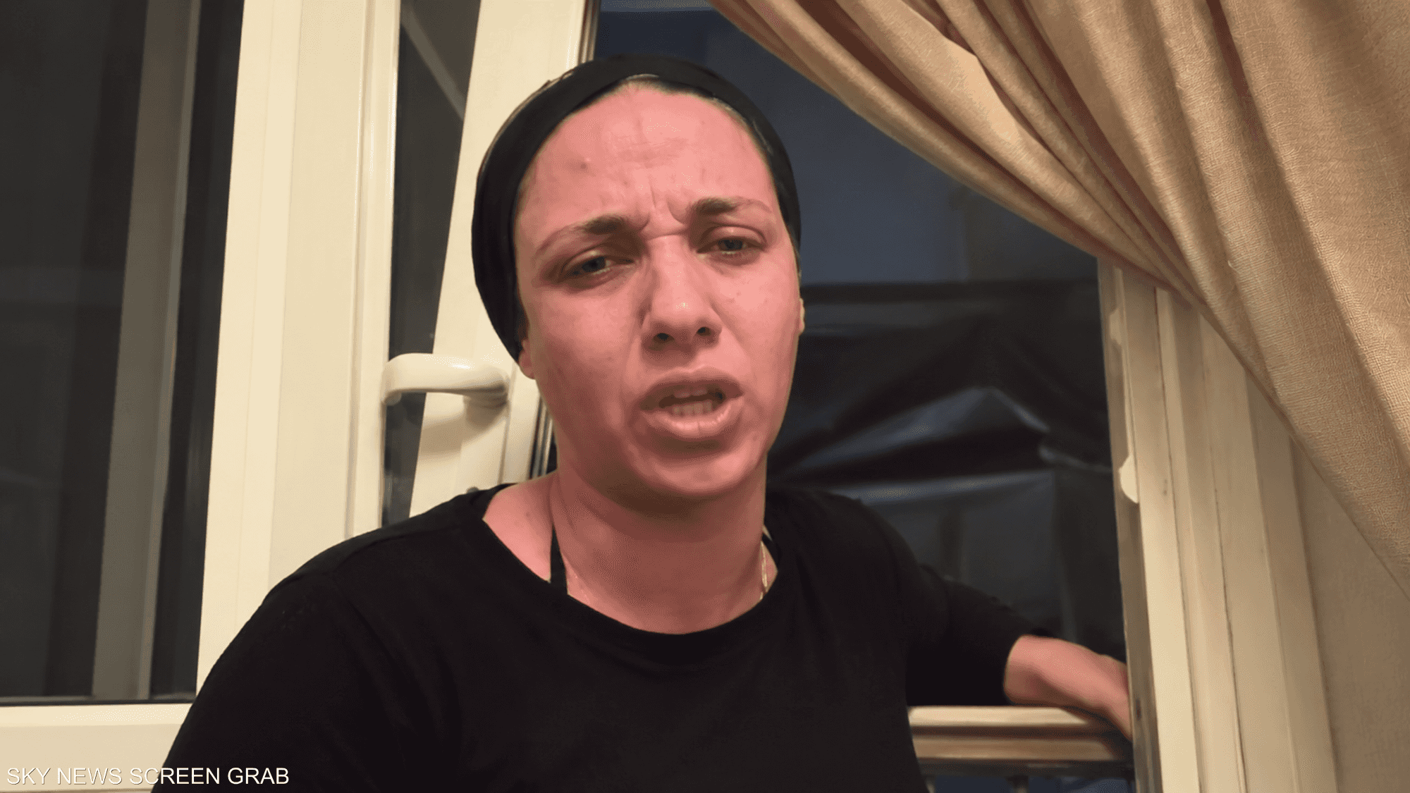 سيدة مصرية حامل تحاول الانتحار من شرفة منزلها ببورسعيد